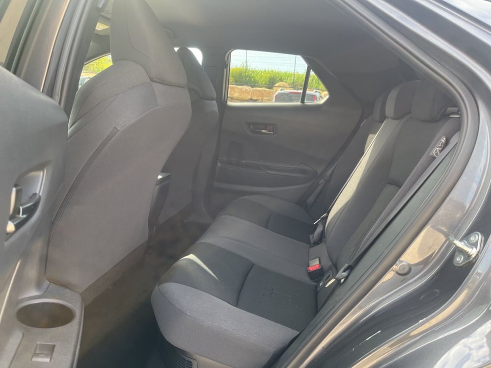 Toyota Toyota C-HR usata a Ragusa (7)