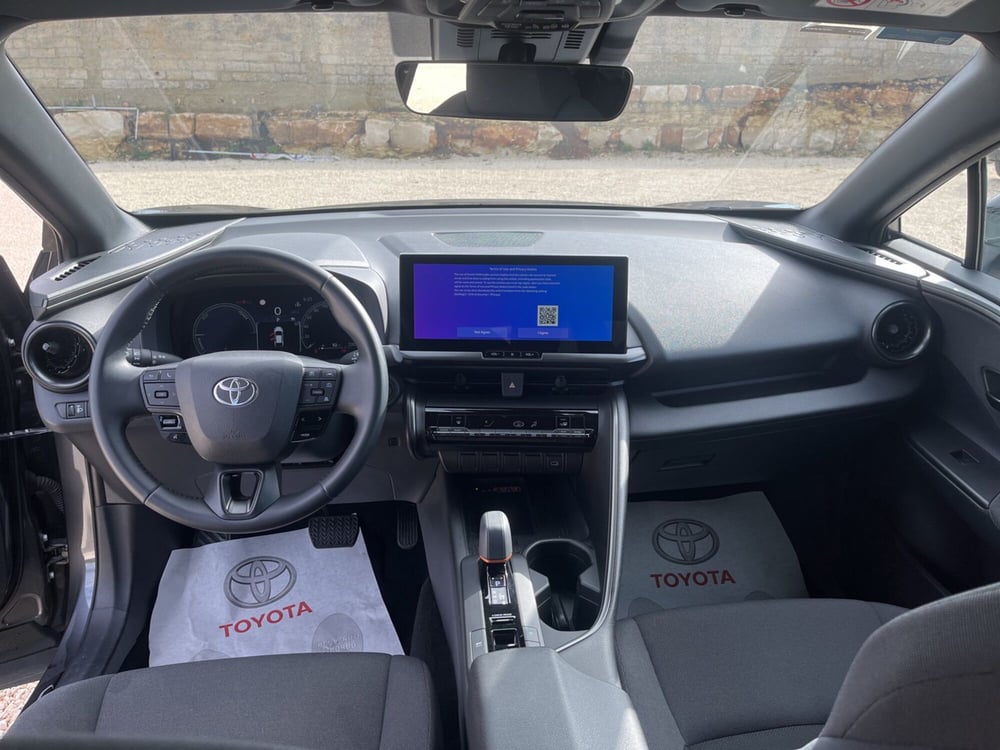 Toyota Toyota C-HR usata a Ragusa (9)