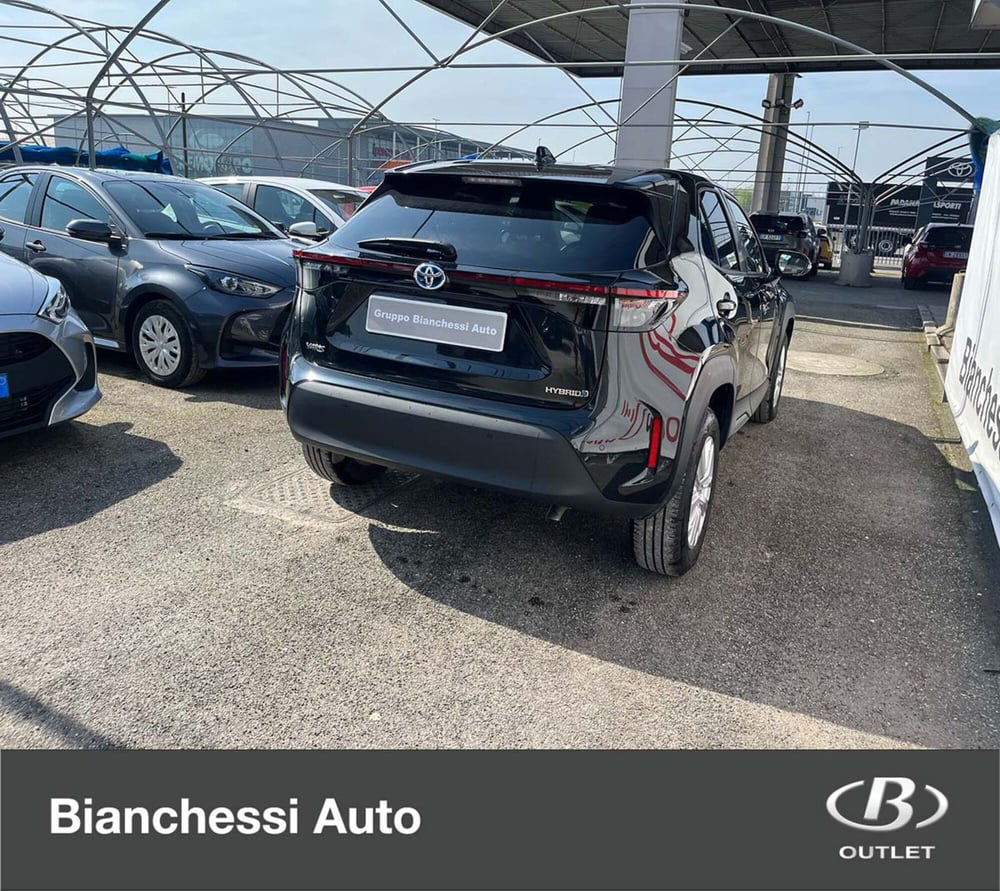 Toyota Yaris Cross usata a Cremona (7)