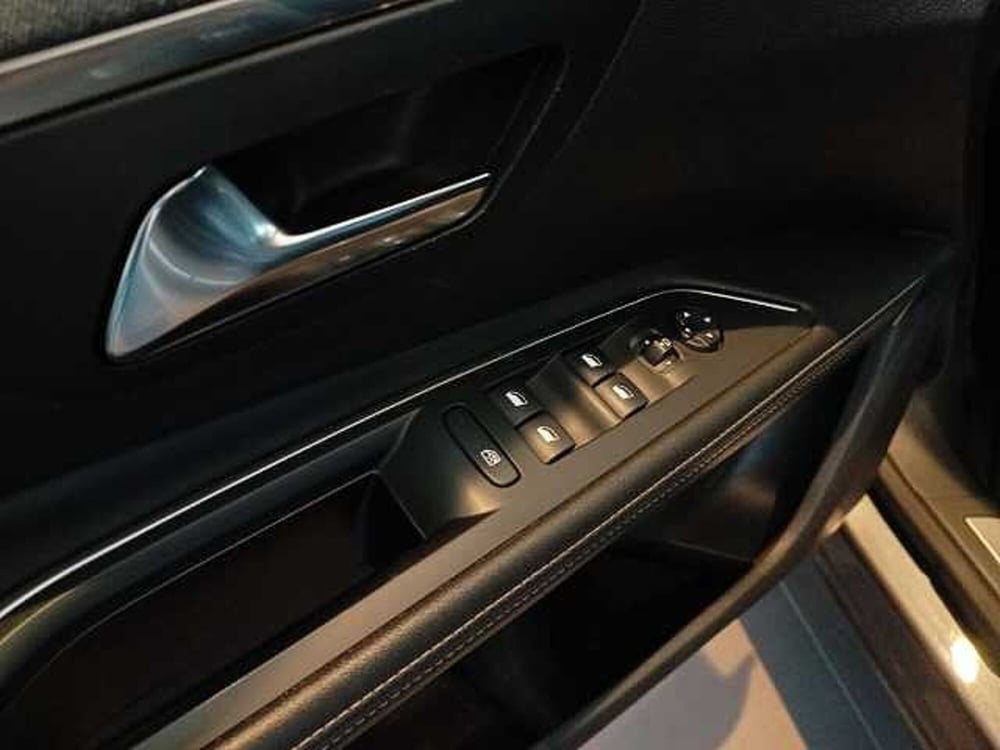 Peugeot 5008 usata a Forlì-Cesena (18)