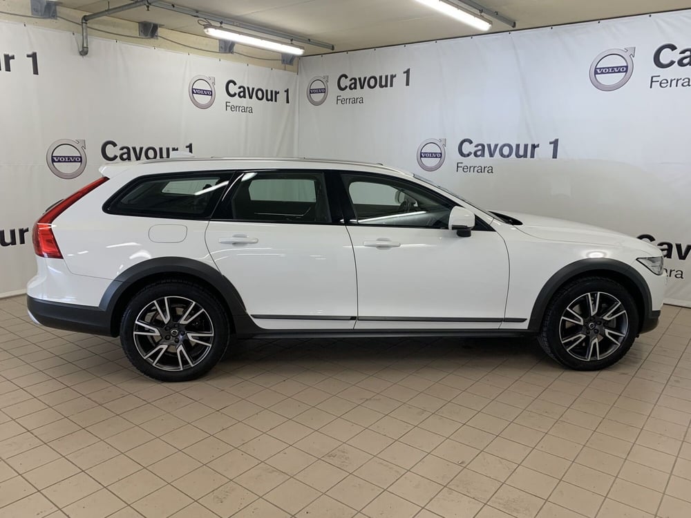 Volvo V90 Cross Country usata a Ferrara (10)