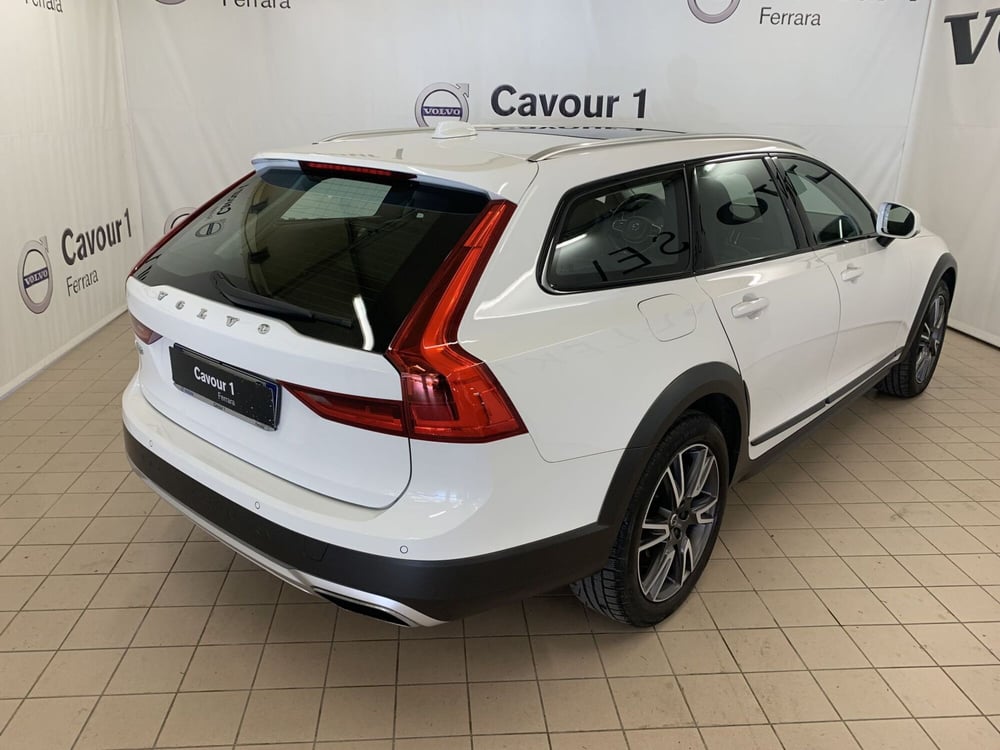 Volvo V90 Cross Country usata a Ferrara (12)
