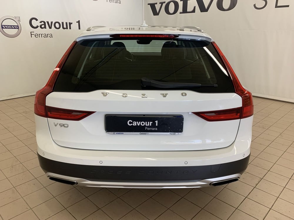 Volvo V90 Cross Country usata a Ferrara (13)