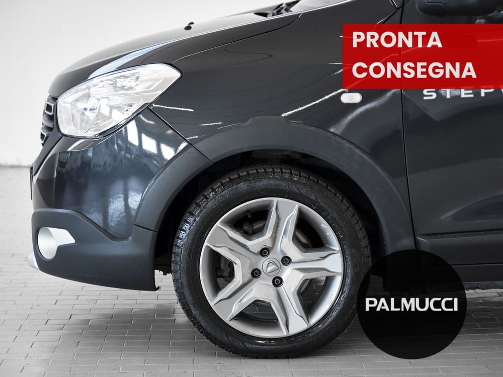 Dacia Lodgy usata a Prato (6)