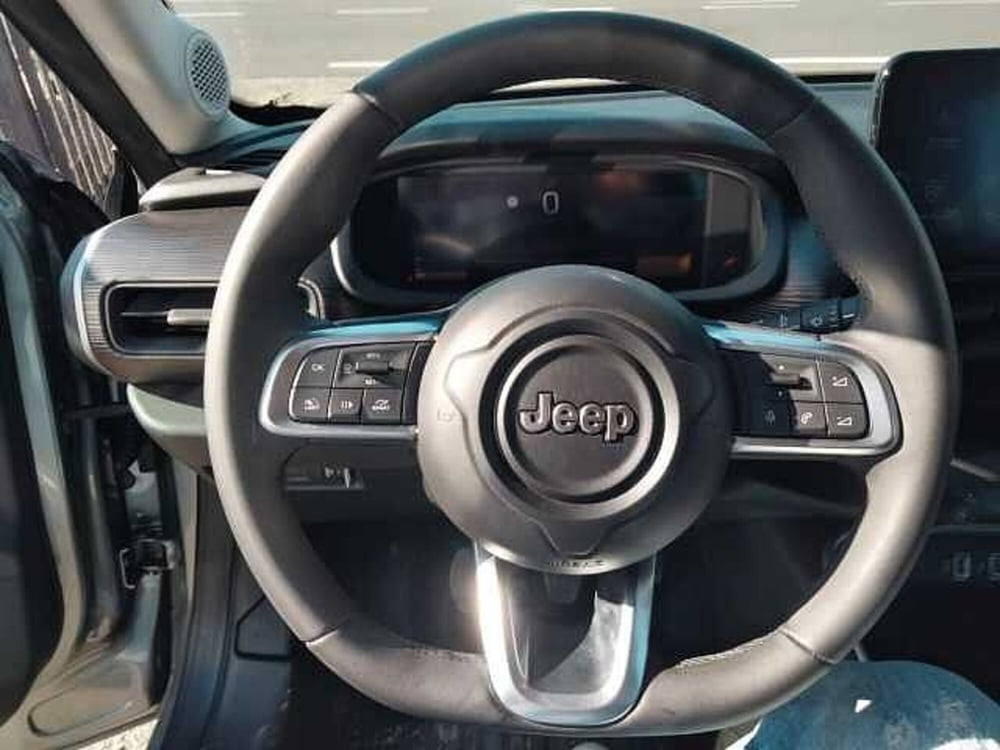 Jeep Avenger usata a Roma (13)