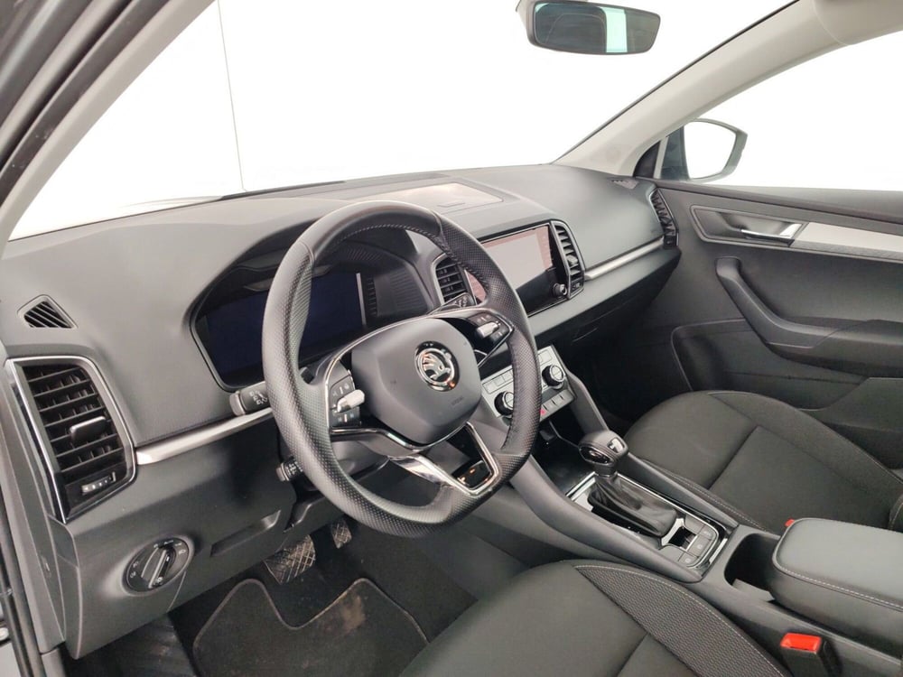 Skoda Karoq usata a Massa-Carrara (8)
