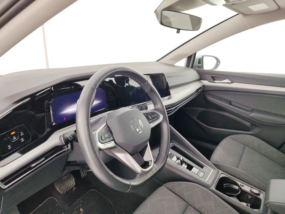 Volkswagen Golf usata a Massa-Carrara (8)