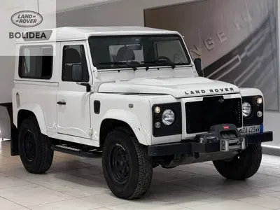 Land Rover Defender 90 2.4 TD4 Station Wagon S del 2010 usata a Savona