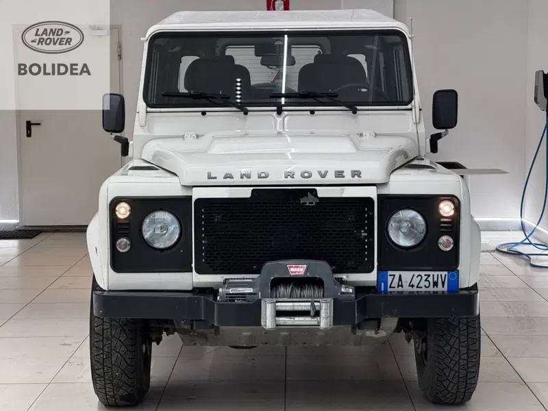 Land Rover Defender usata a Savona (2)