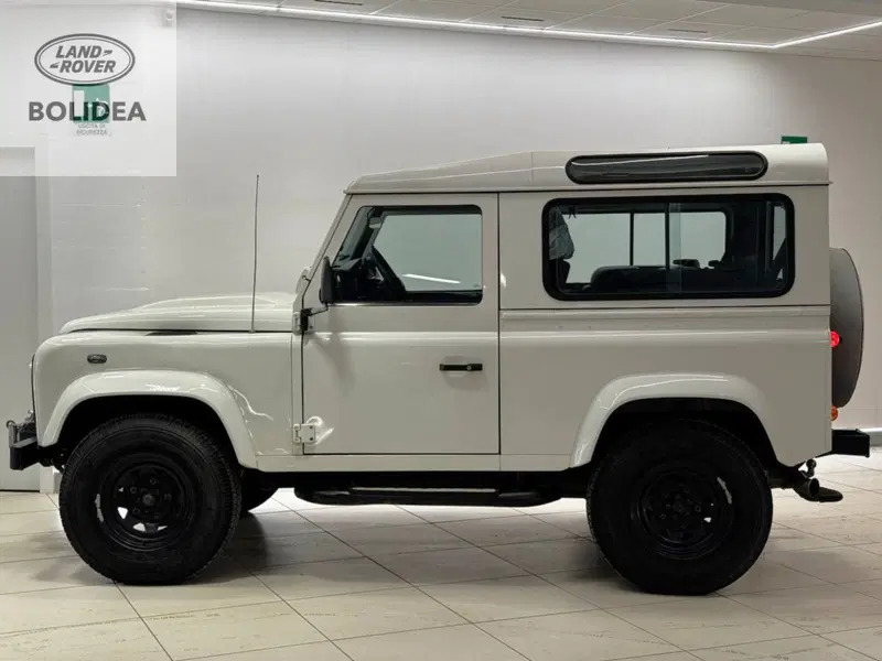 Land Rover Defender usata a Savona (5)