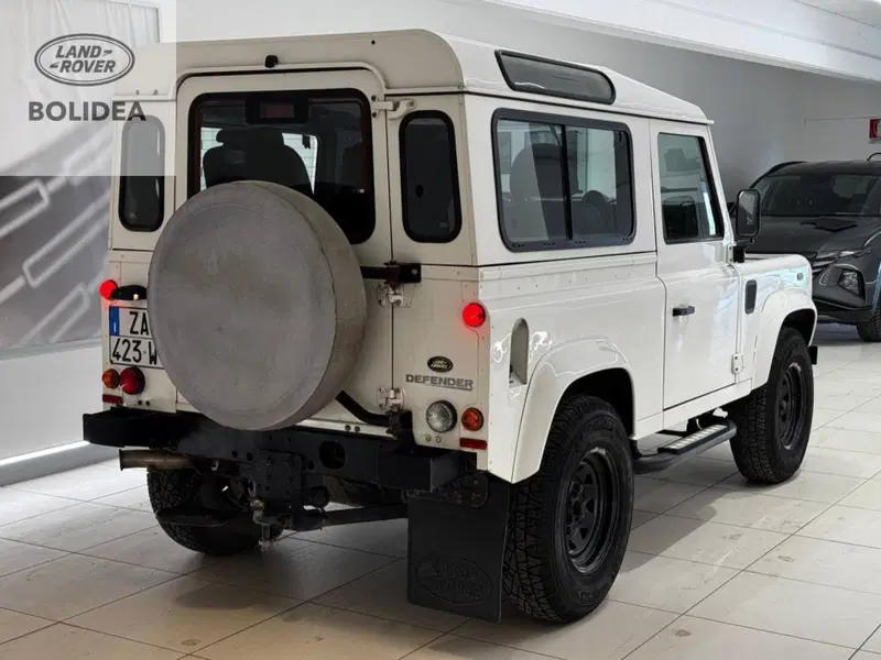 Land Rover Defender usata a Savona (6)