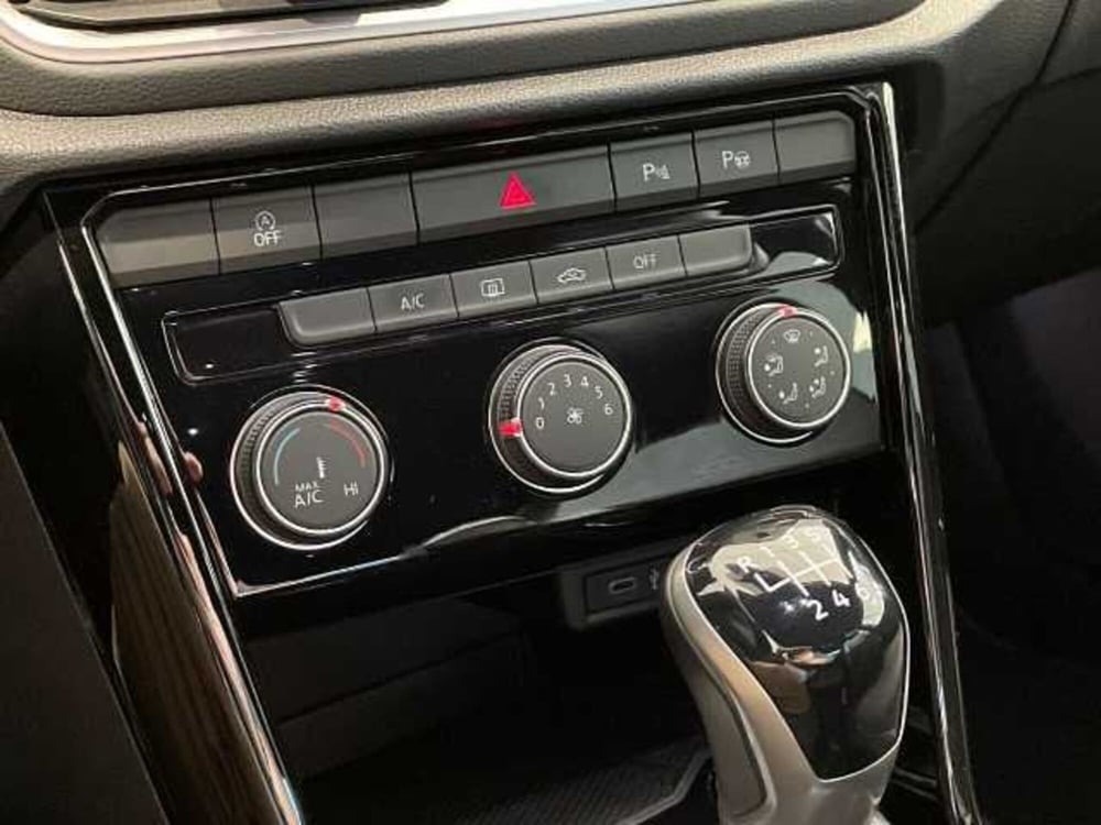 Volkswagen T-Roc usata a Pistoia (15)