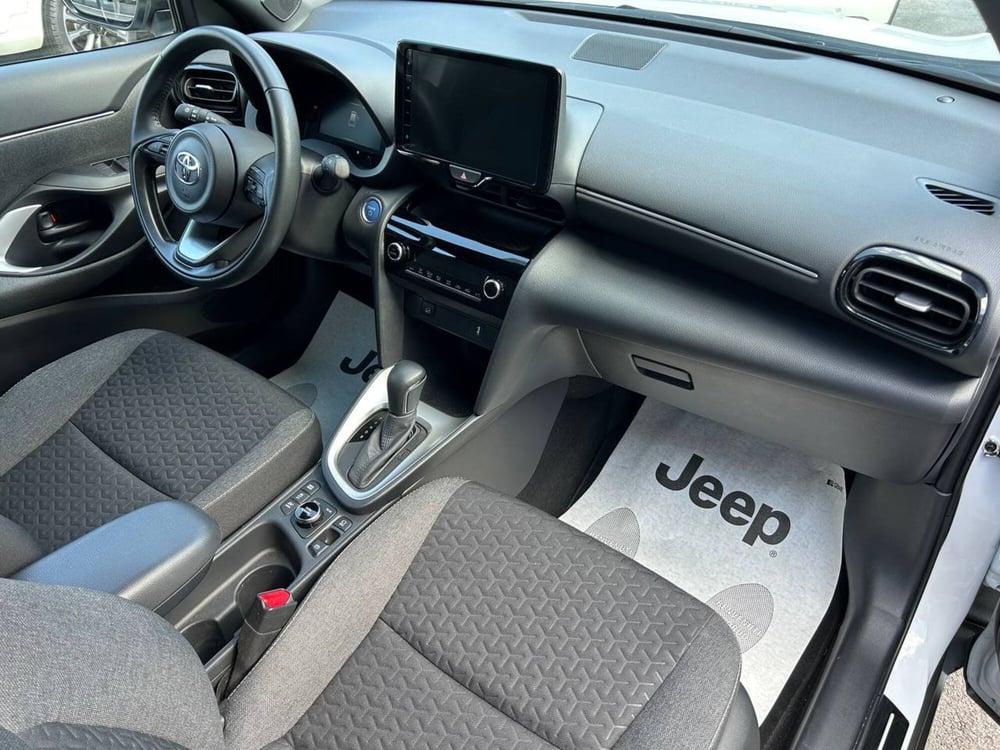 Toyota Yaris Cross usata a Ancona (14)