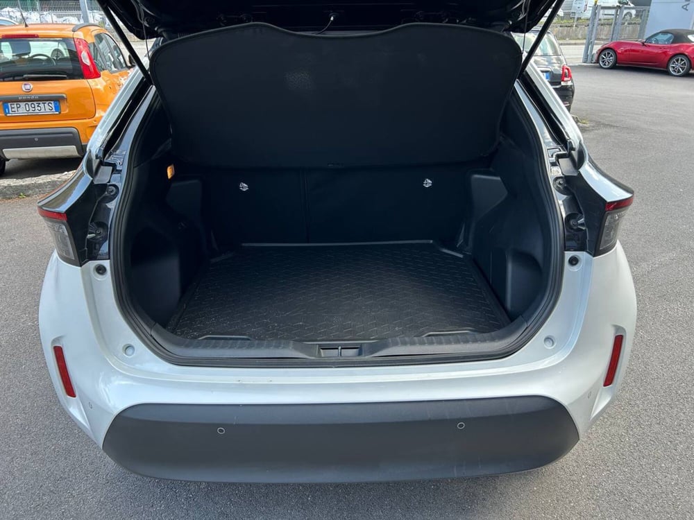 Toyota Yaris Cross usata a Ancona (6)