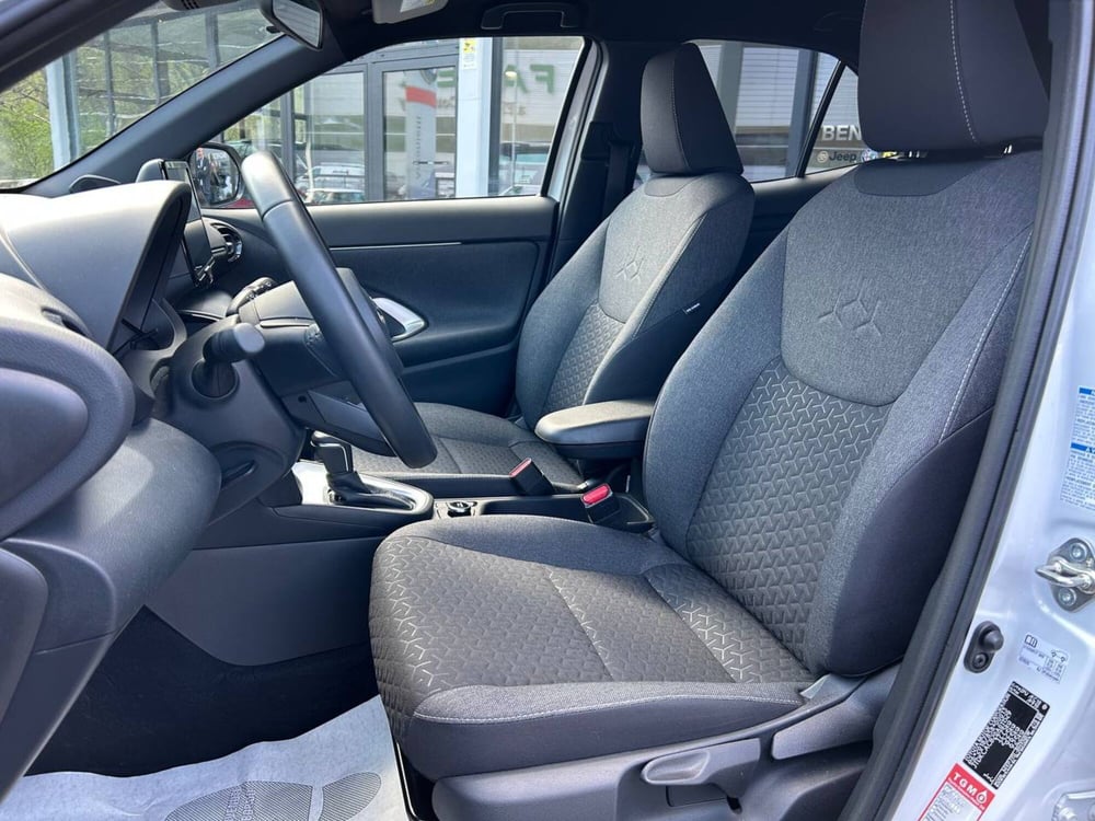 Toyota Yaris Cross usata a Ancona (9)