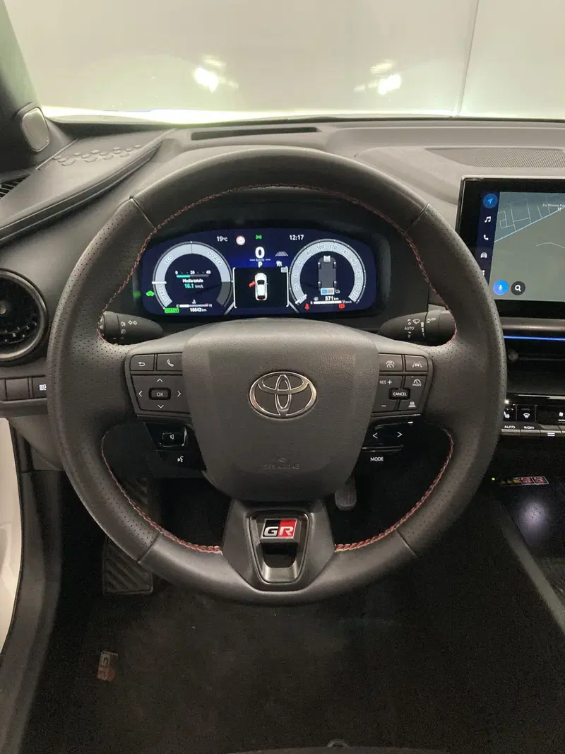 Toyota Toyota C-HR usata a Barletta-Andria-Trani (11)