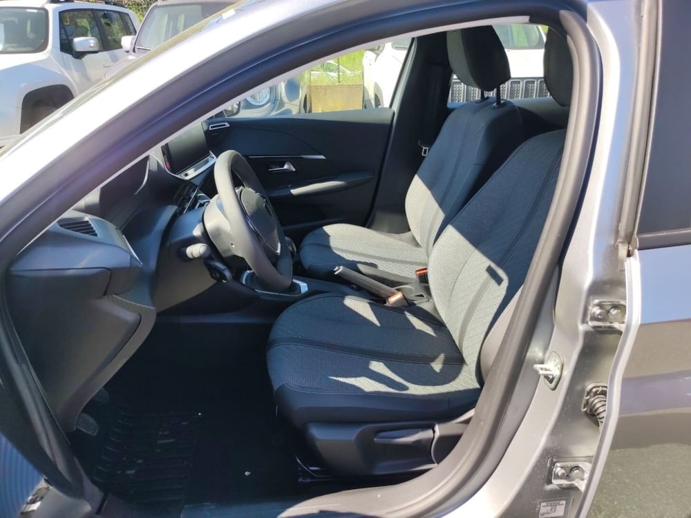 Peugeot 208 nuova a Roma (11)