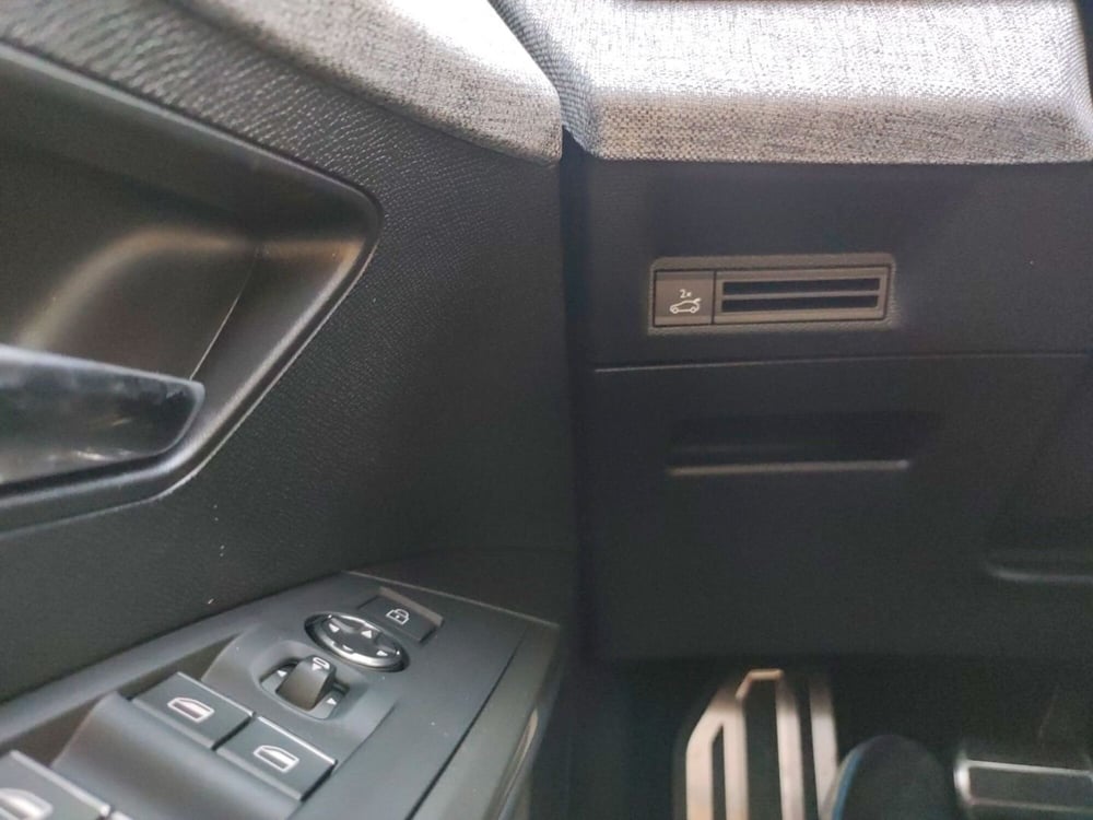 Peugeot 3008 nuova a Roma (12)
