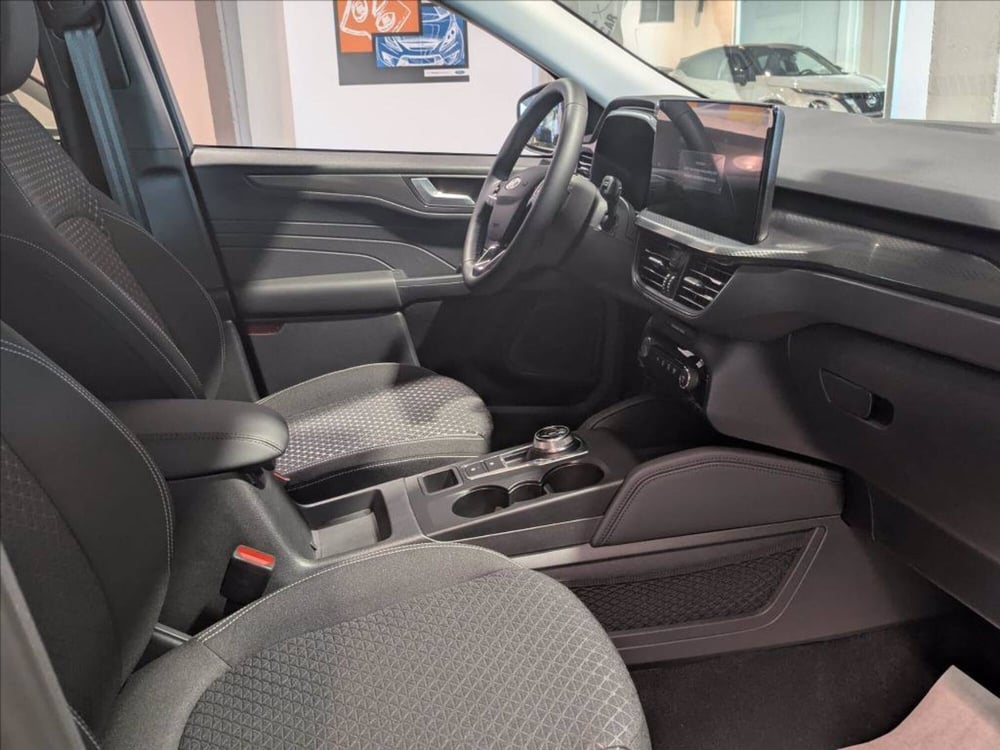 Ford Kuga nuova a Milano (5)