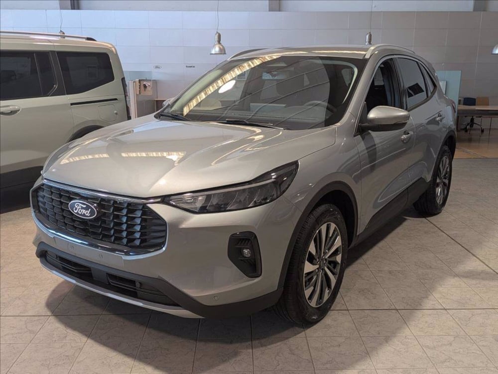 Ford Kuga nuova a Milano (8)