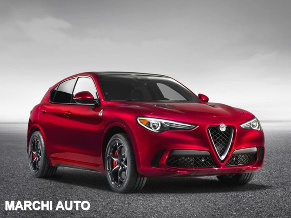 Alfa Romeo Stelvio nuova a Perugia