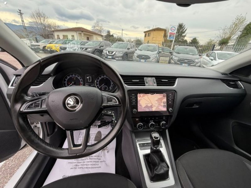 Skoda Octavia Station Wagon usata a Lucca (8)