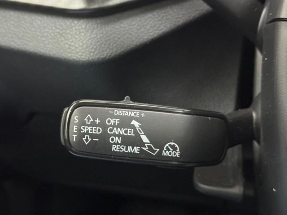 Skoda Scala usata a Como (11)