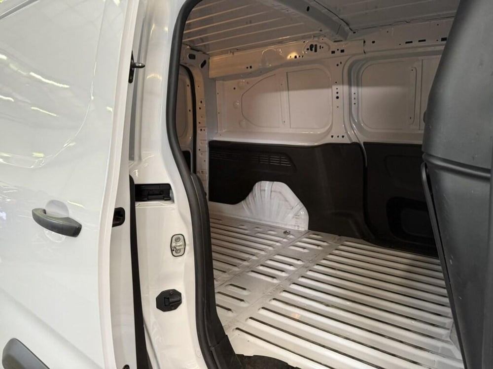 Toyota Proace City Furgone usata a Monza e Brianza (10)