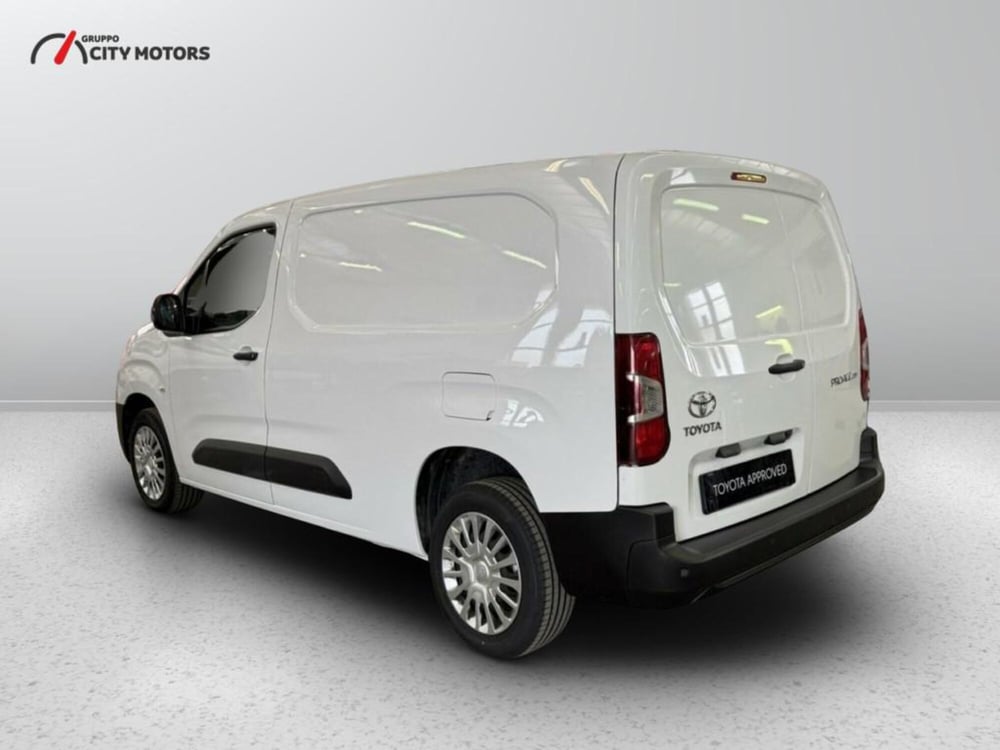 Toyota Proace City Furgone usata a Monza e Brianza (5)