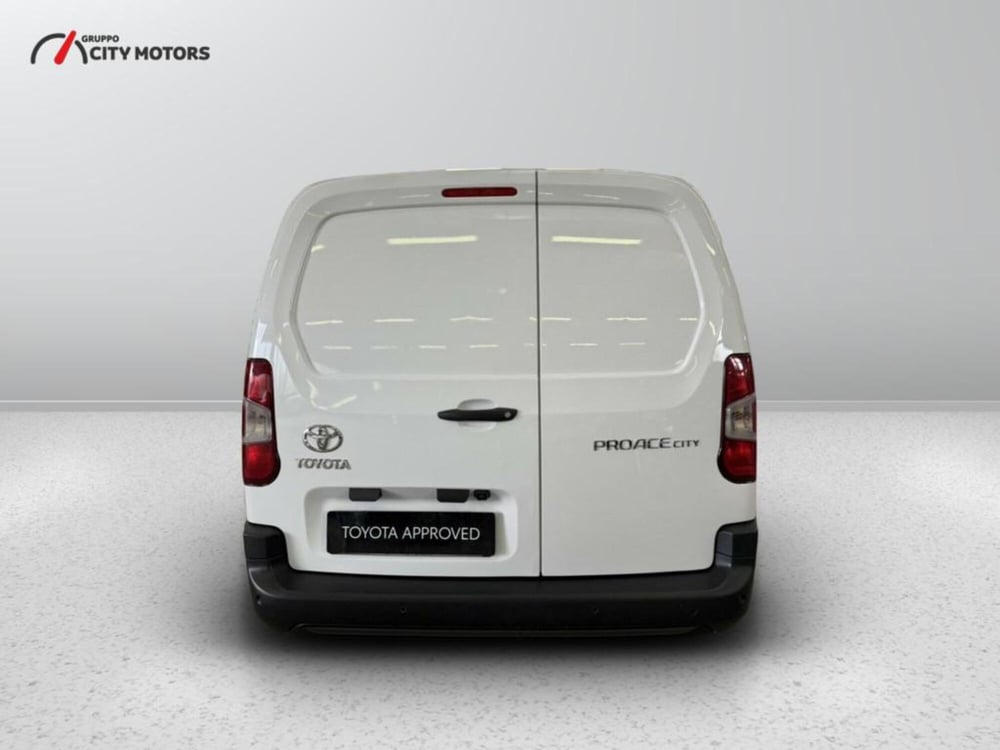 Toyota Proace City Furgone usata a Monza e Brianza (6)