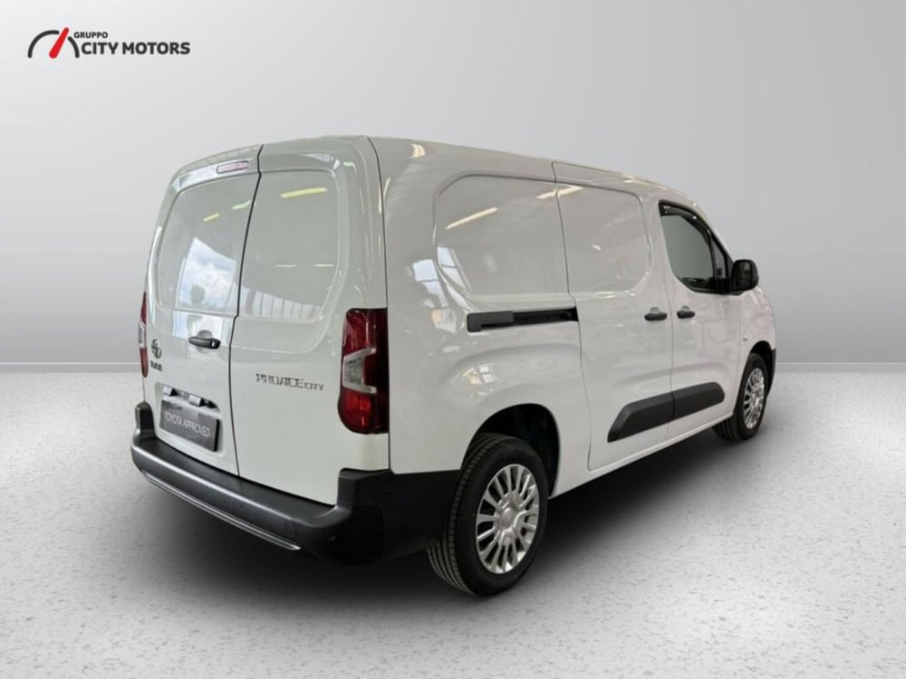 Toyota Proace City Furgone usata a Monza e Brianza (7)