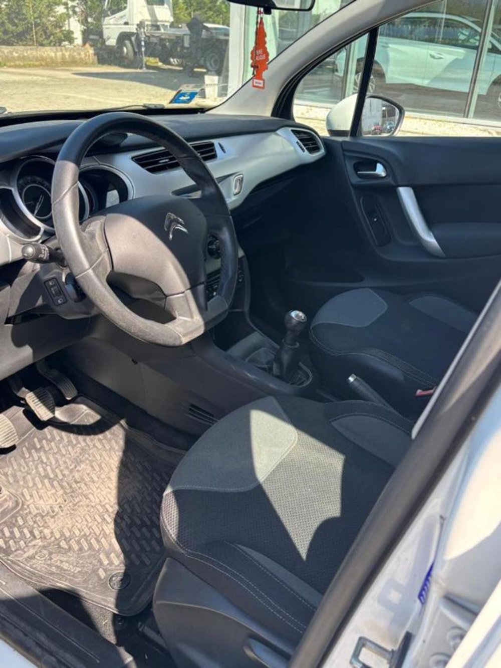 Citroen C3 usata a Pisa (10)