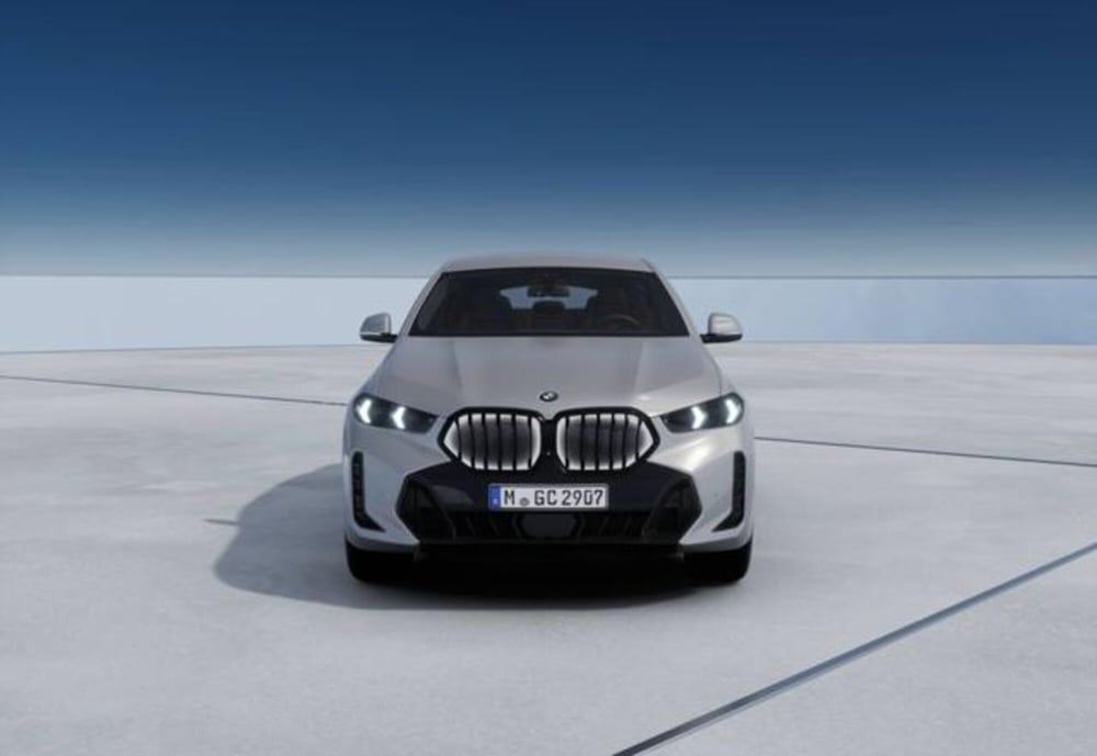 BMW X6 nuova a Modena (3)
