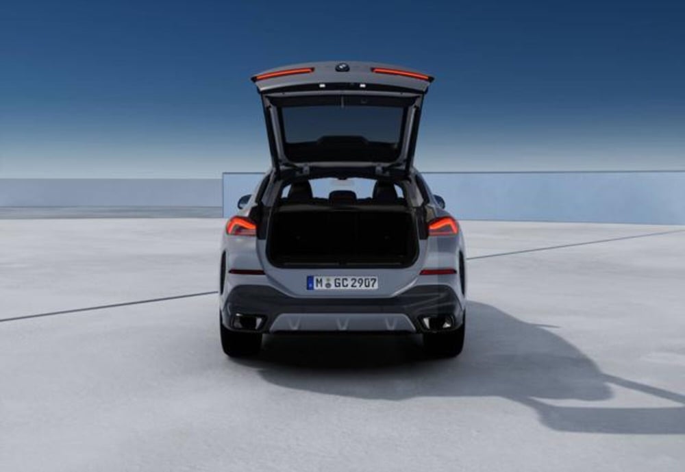 BMW X6 nuova a Modena (6)