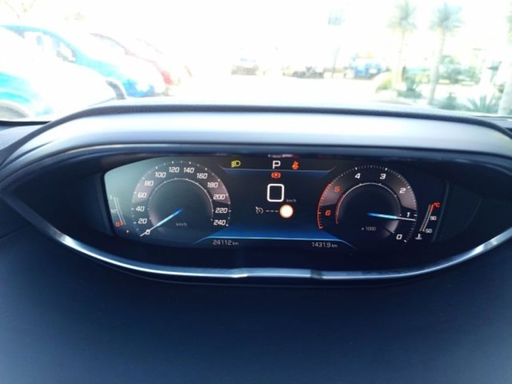 Peugeot 3008 usata a Frosinone (16)