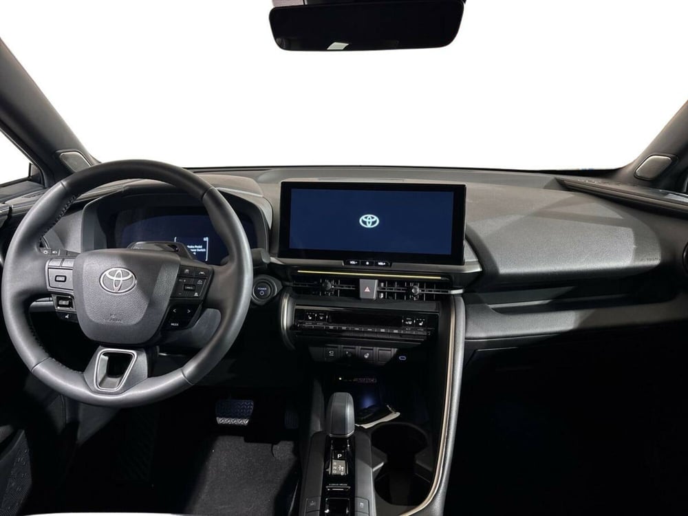 Toyota Toyota C-HR usata a Lecco (8)