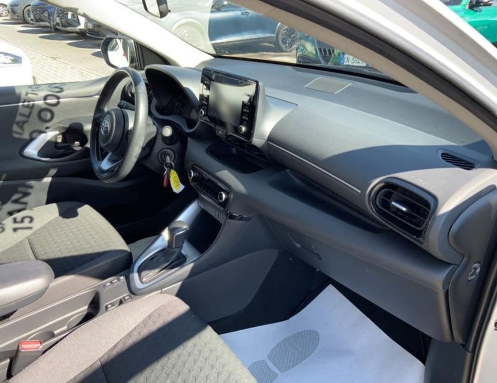 Toyota Yaris usata a Perugia (7)