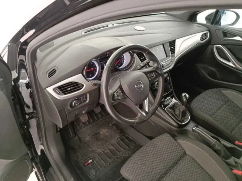 Opel Astra usata a Treviso (10)