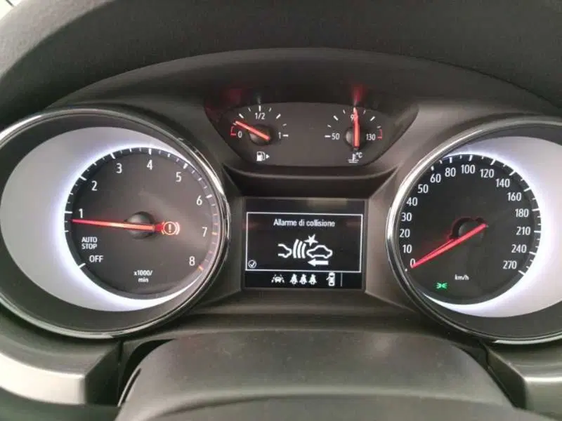 Opel Astra usata a Treviso (15)