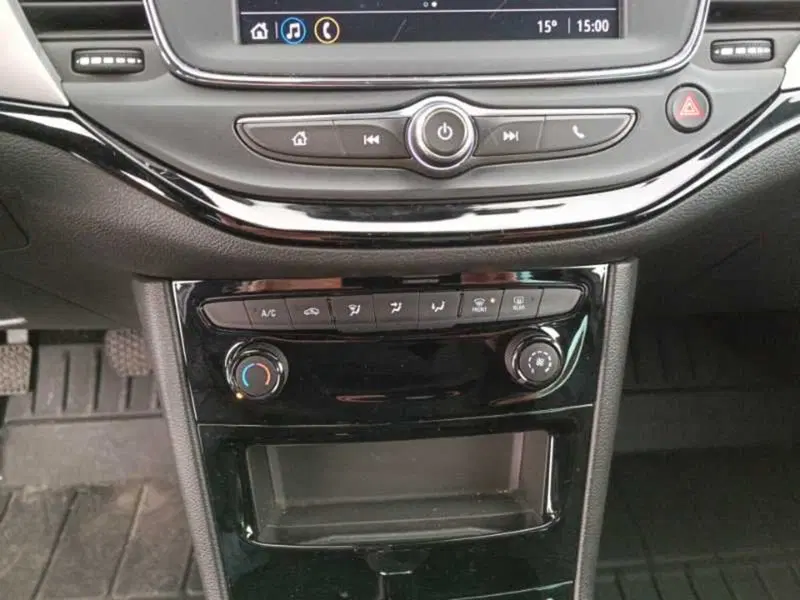Opel Astra usata a Treviso (17)