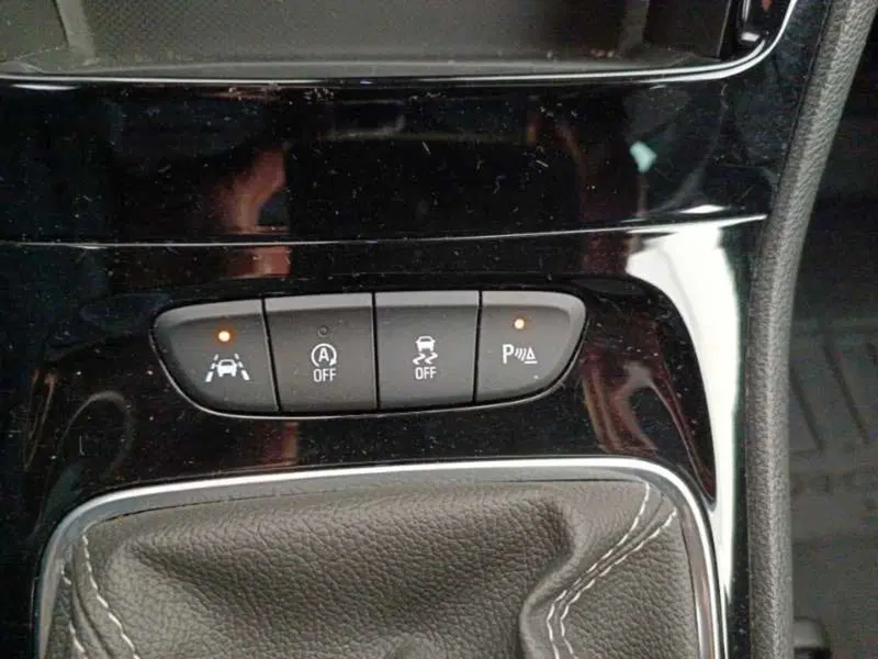 Opel Astra usata a Treviso (18)