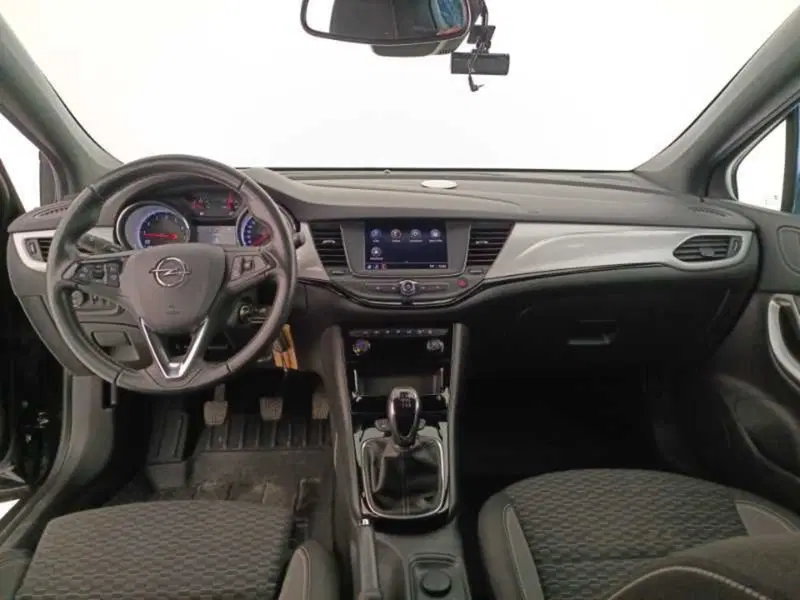 Opel Astra usata a Treviso (9)