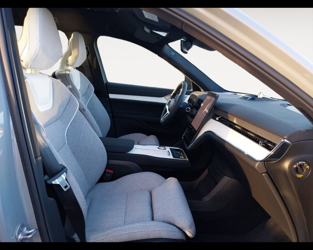 Volvo EX90 nuova a Bologna (14)