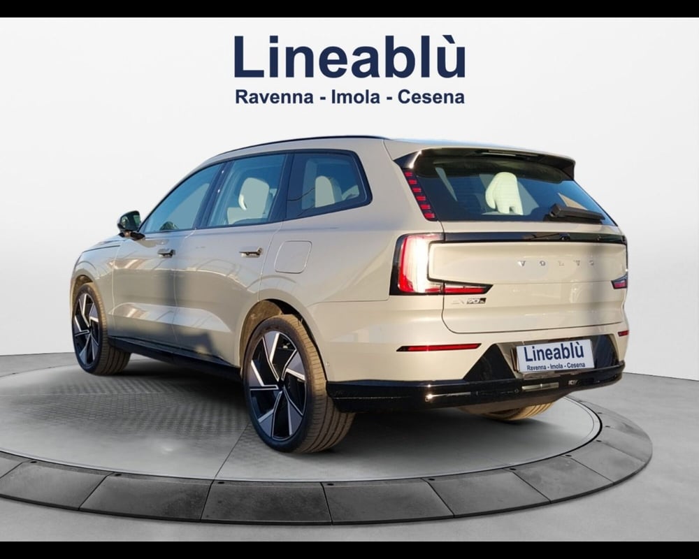 Volvo EX90 nuova a Bologna (3)