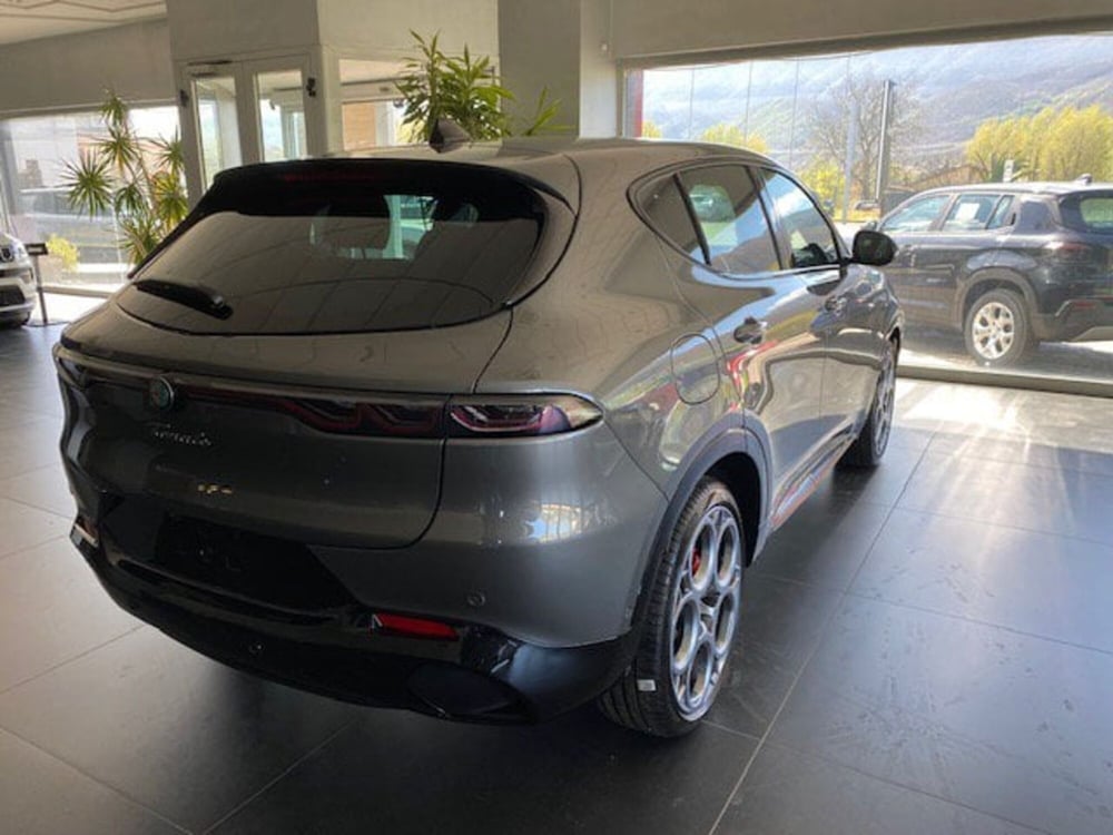 Alfa Romeo Tonale nuova a Benevento (10)