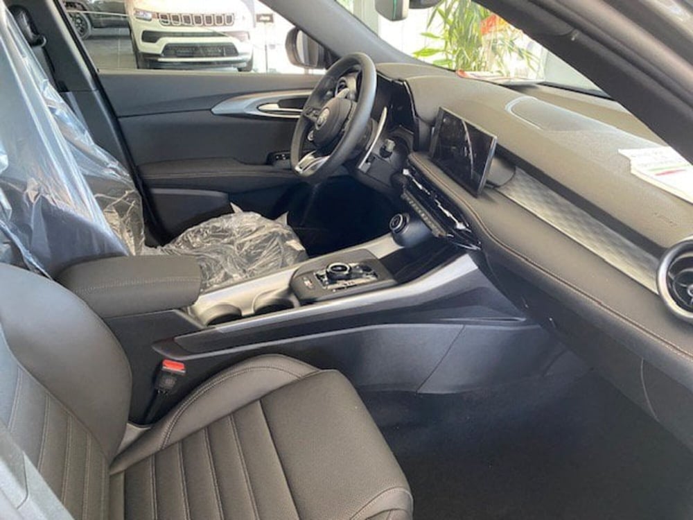 Alfa Romeo Tonale nuova a Benevento (12)
