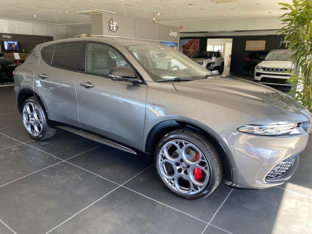 Alfa Romeo Tonale nuova a Benevento (3)