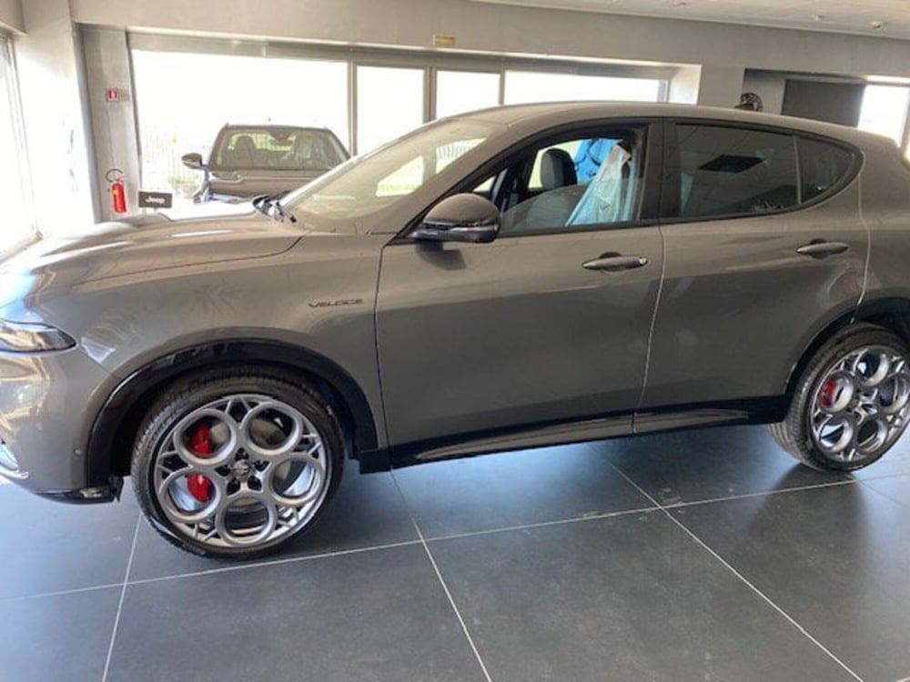 Alfa Romeo Tonale nuova a Benevento (5)