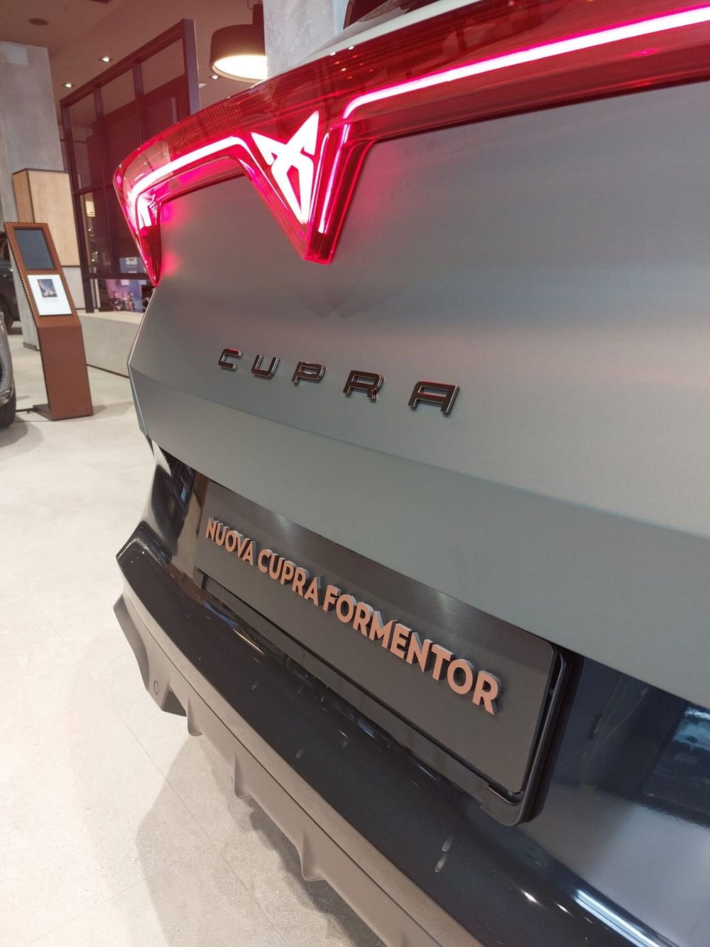 Cupra Formentor nuova a Frosinone (5)