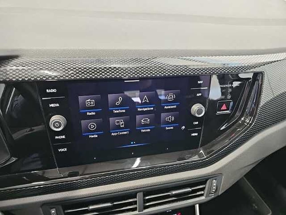 Volkswagen Taigo usata a Lecco (16)